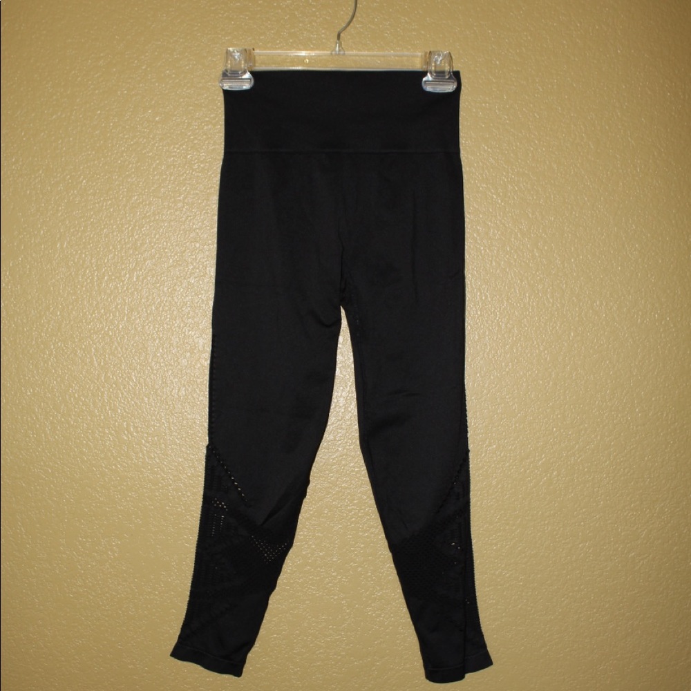 Victoria’s Secret PINK black leggings